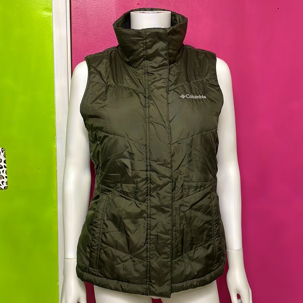 Columbia puffer vest